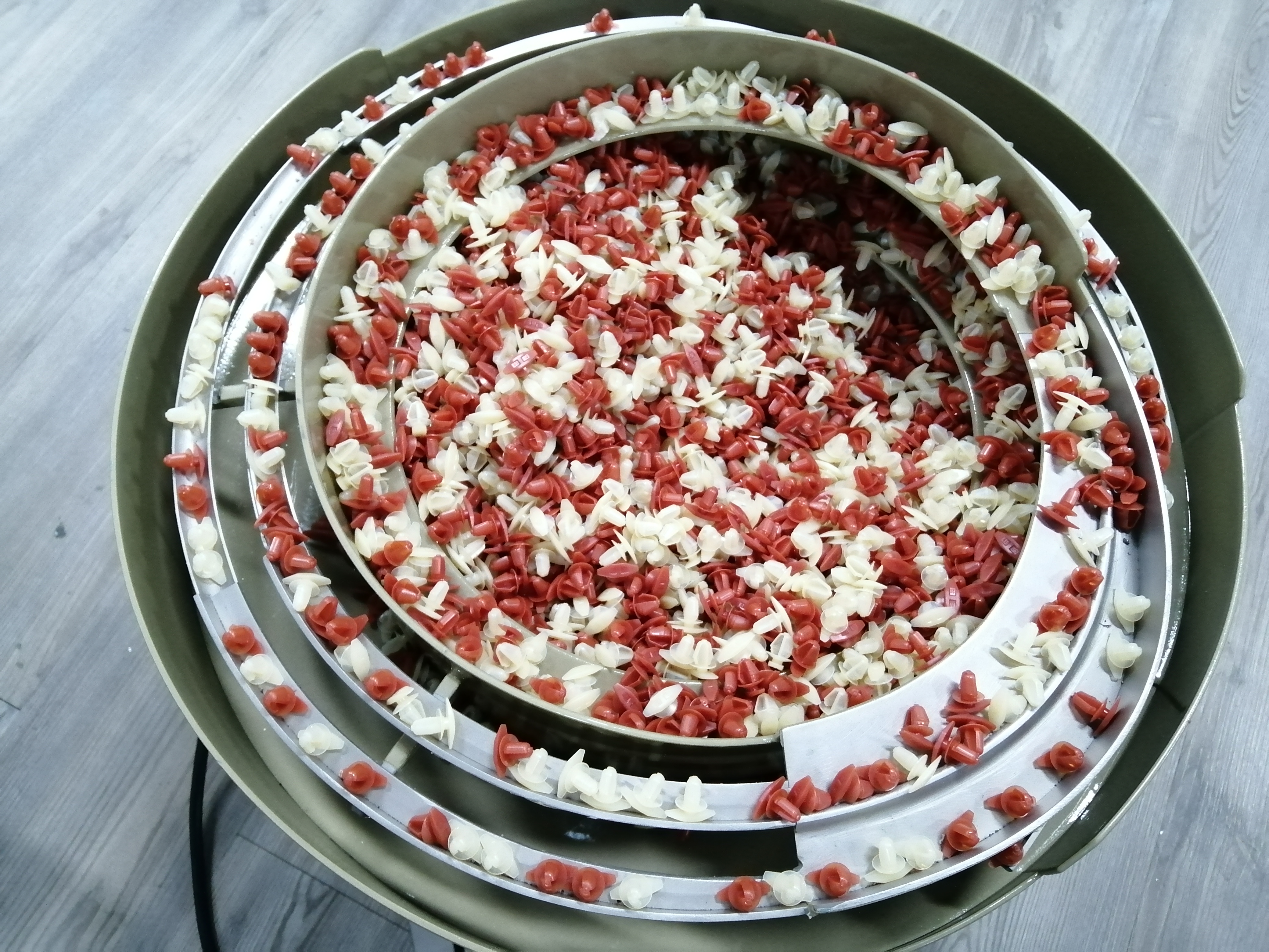 塑膠卡件產(chǎn)品缺陷機(jī)器視覺(jué)檢測(cè)